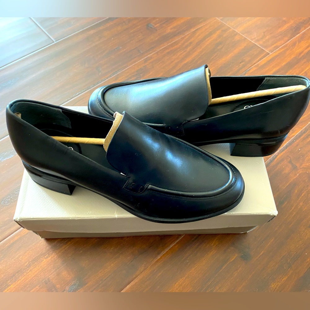 Franco Sarto Women's Newbocca Loafer